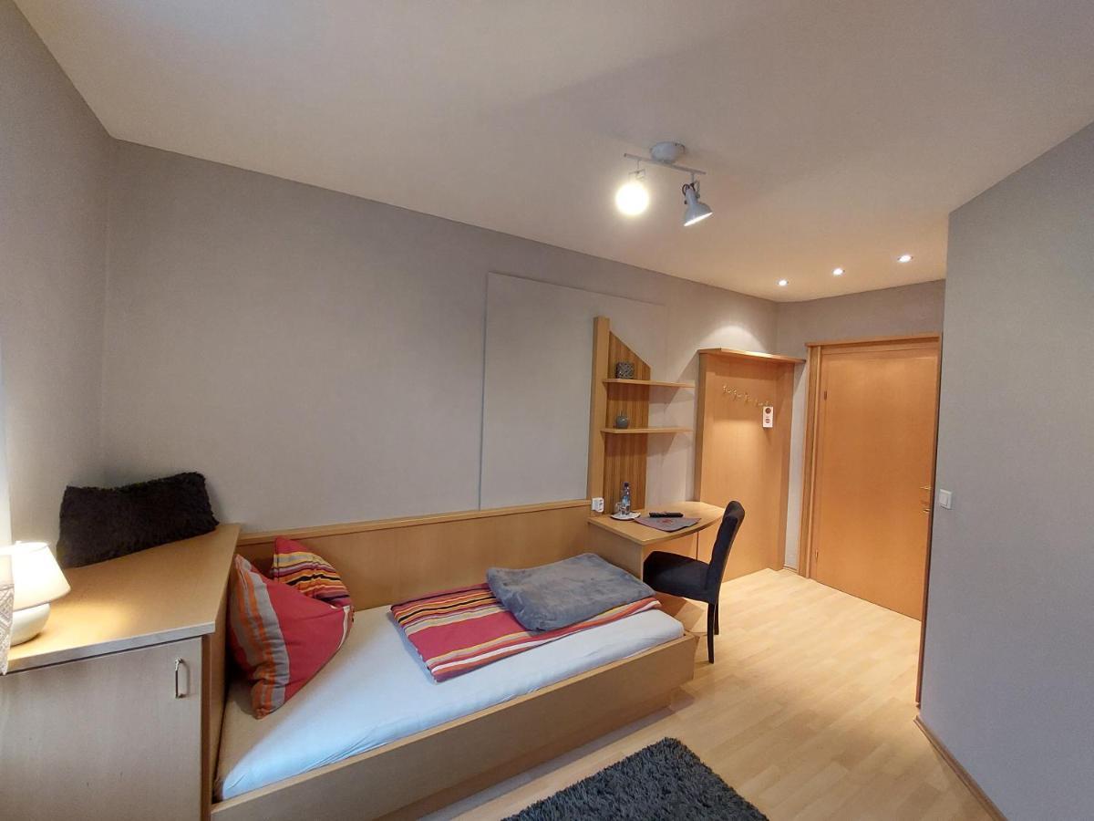 3 Raben: Business & Leisure Lodging in Leoben, Austria Leoben  Exterior photo